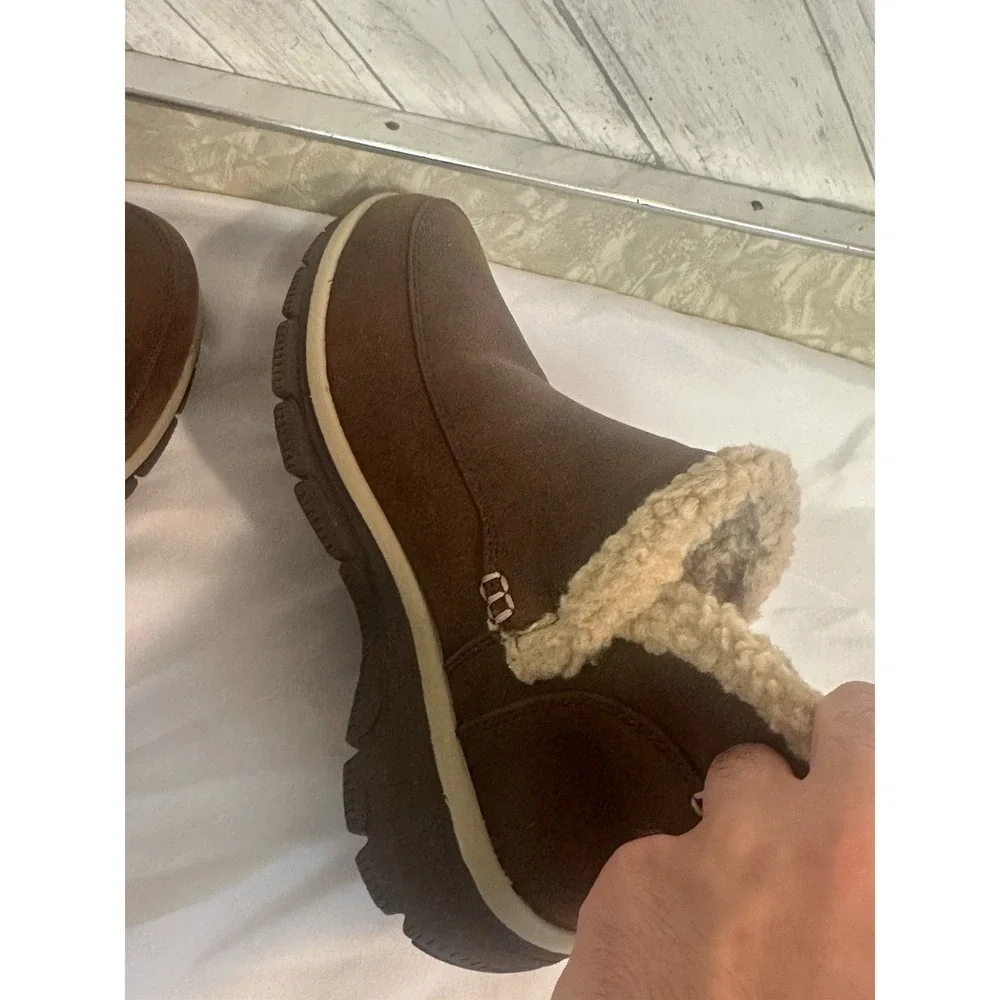 Skechers Easy Going Gold Rush Ankle Boots Womens 8.5 New Without Box
